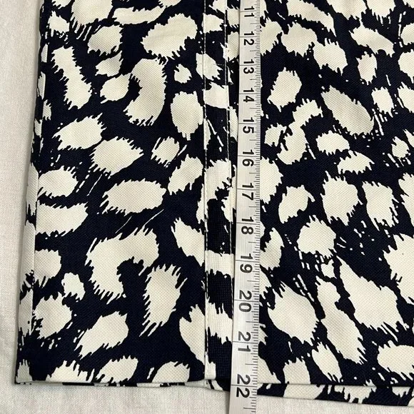 NWT LOFT Women's Pencil Skirt Dark Navy Geometric Size 12 Rayon Blend - Picture 7 of 7